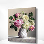 Malen nach Zahlen Rosen in weißer Vase